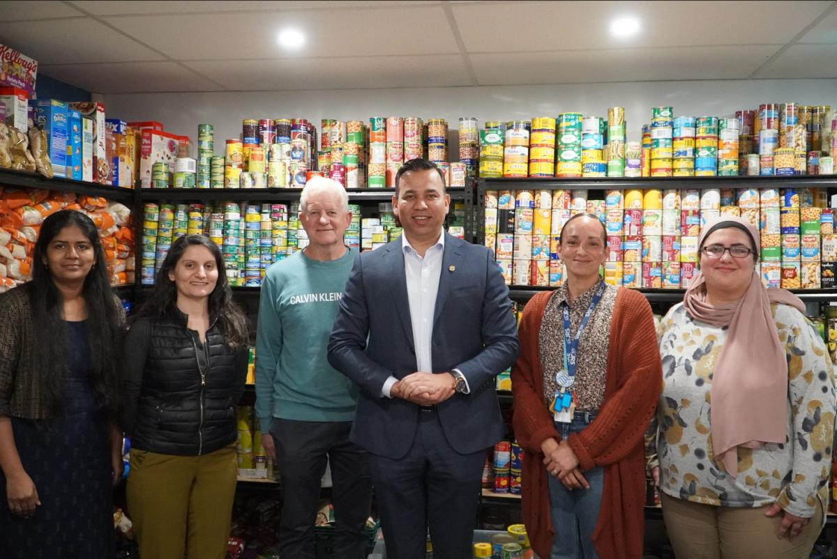 Lord Mayor with Community Group